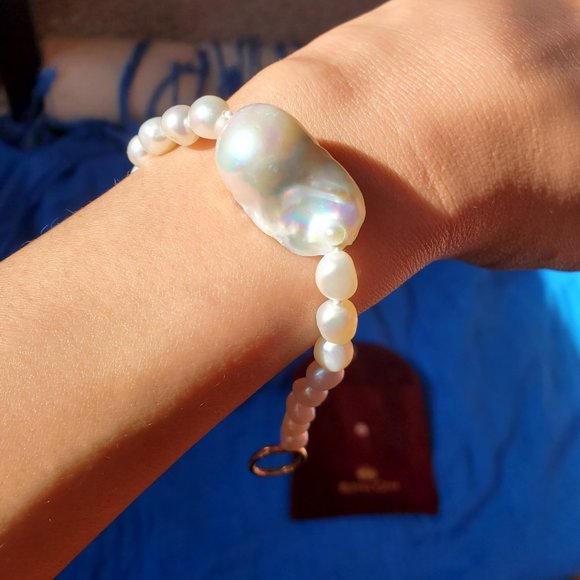 Baroque freshwater pearl bracelet - Picture 1 of 5